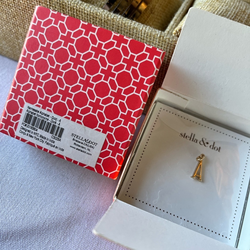 NIB Stella & Dot “A” Namesake Charm